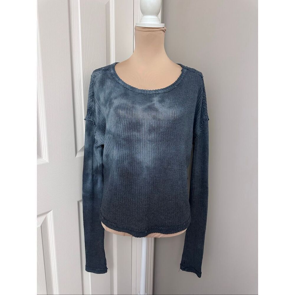 Ladies We The Free/Free People sweater